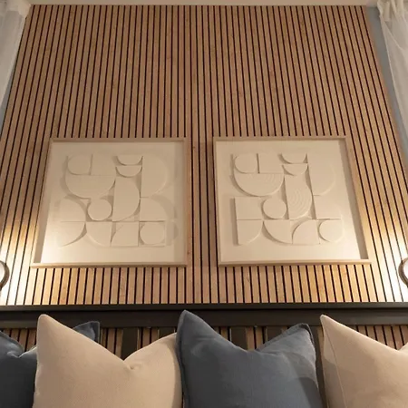 아파트 Barreca House